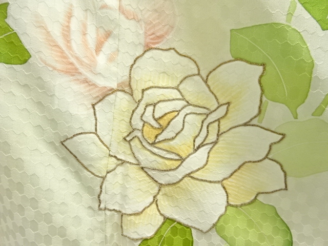 JAPANESE KIMONO / ANTIQUE KIMONO / SILK / EMBROIDERY / ROSE